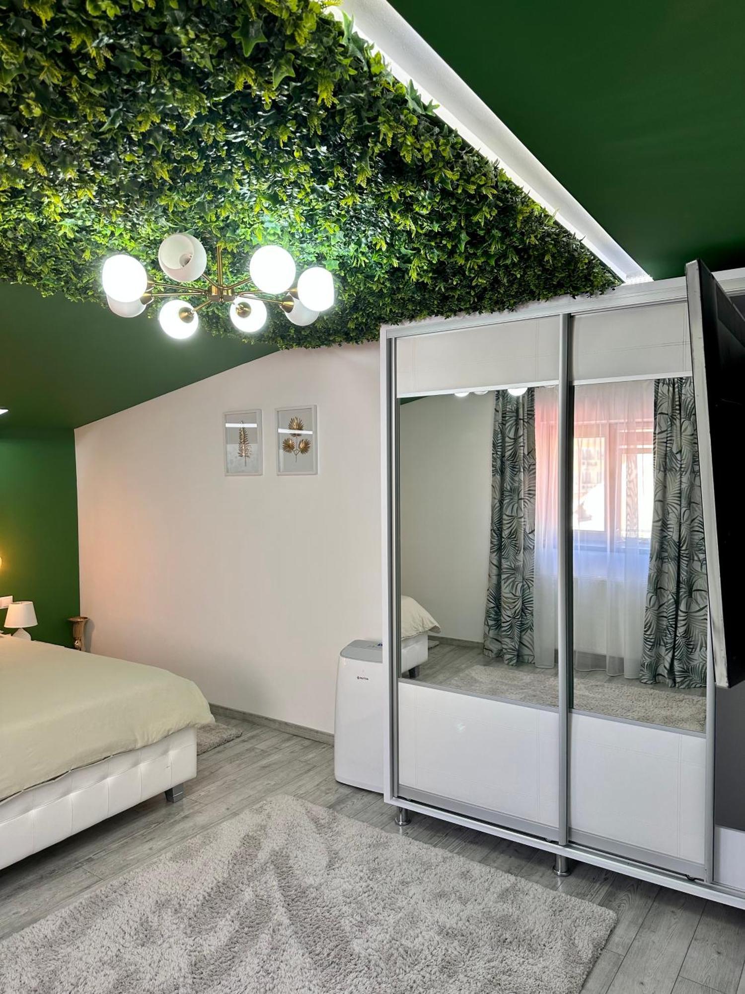 Deyinn Guest House Centrum ทูร์ดา ภายนอก รูปภาพ