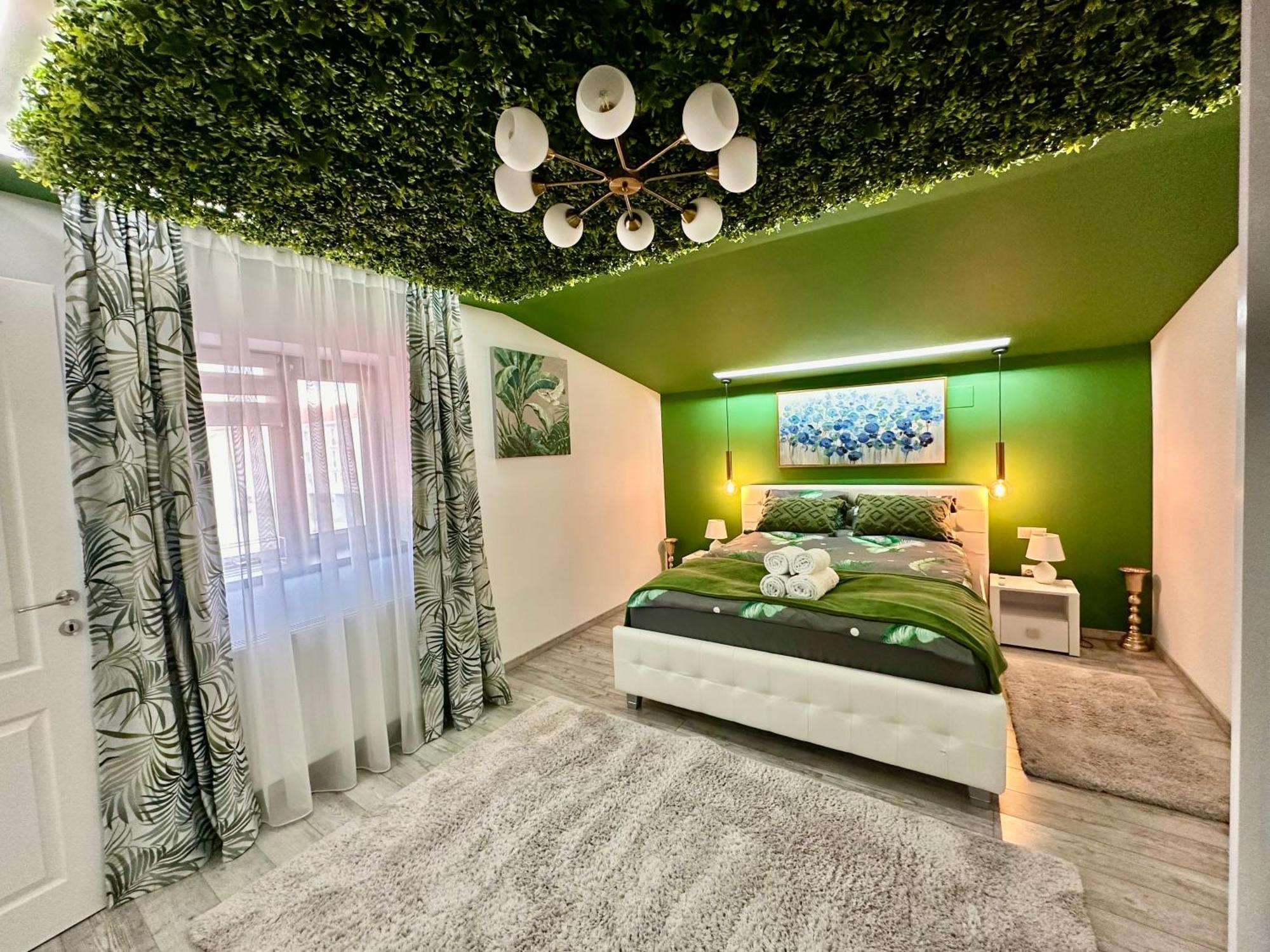 Deyinn Guest House Centrum ทูร์ดา ภายนอก รูปภาพ